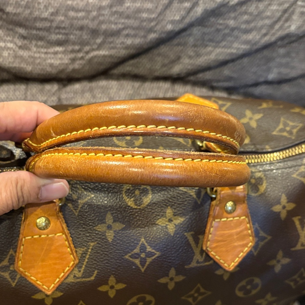 Louis Vuitton Speedy 30 Monogram Canvas  Bag - Picture 10 of 16